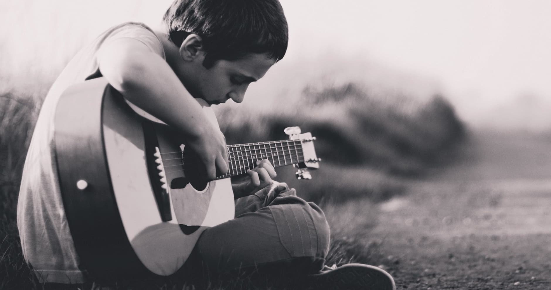 Beginner's Guide To Buying Your First Guitar