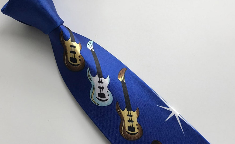 Guitar tie Christmas