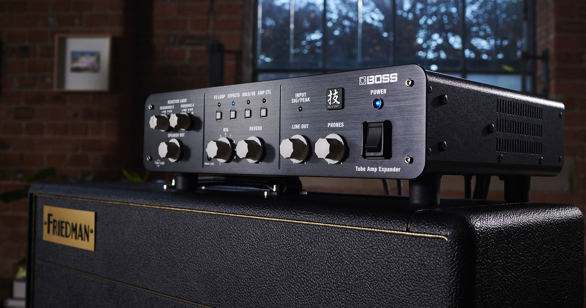 BOSS Tube Amp Expander vs. Universal Audio OX