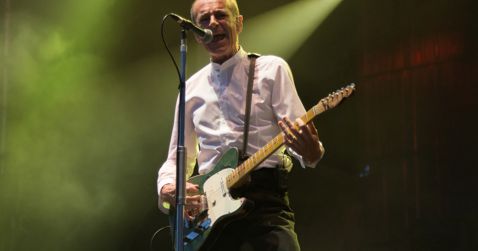Our Top 7 Telecaster Players & How To Sound Like Them!