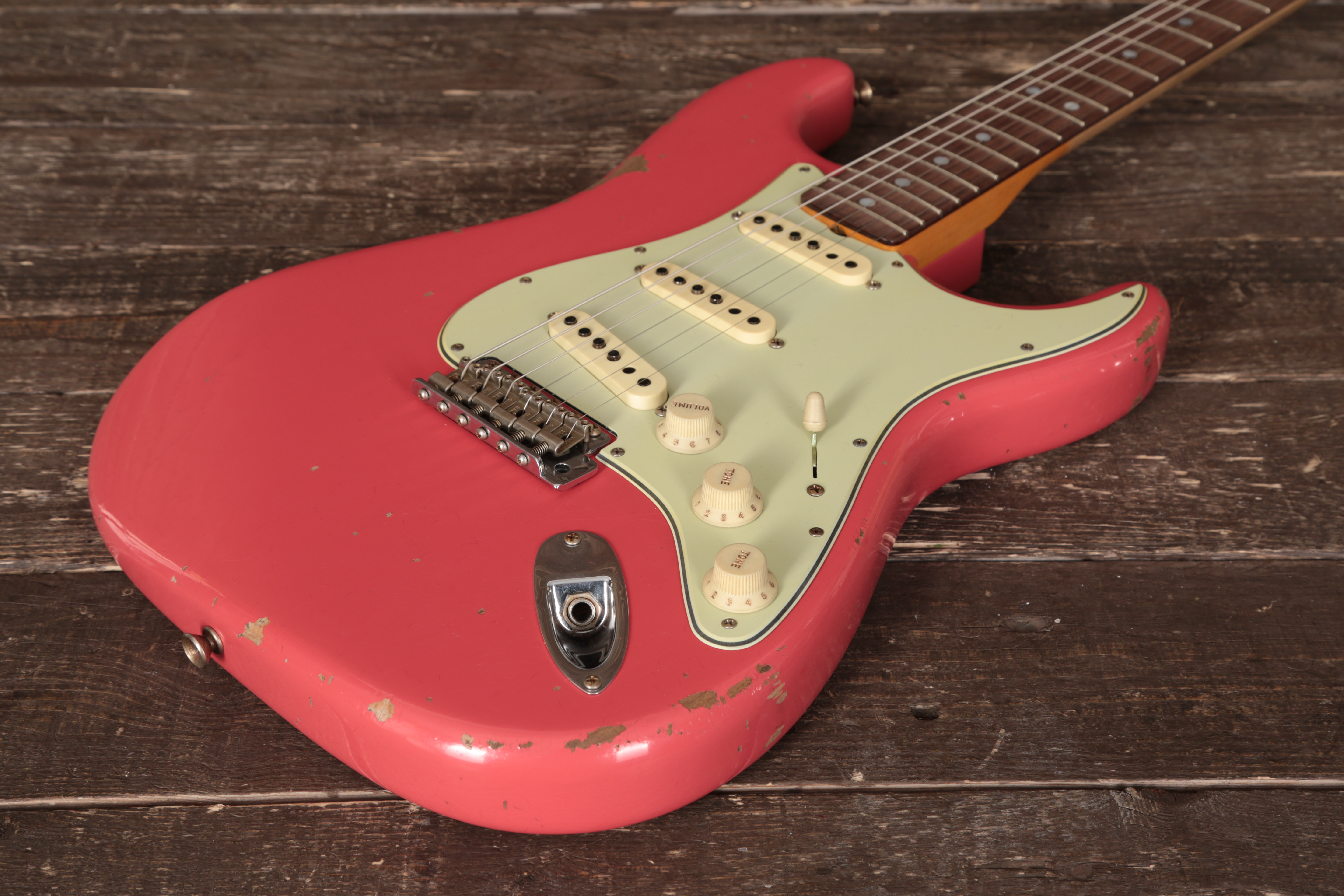 Arrestar Descripción del negocio Dislocación 50s, '60s and '70s Fender Strats: What's The Difference? - Andertons Blog