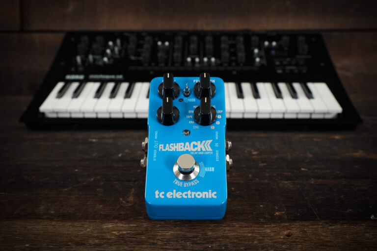 The Best 5 Guitar Effects Pedals for Synths (2022) Andertons Blog