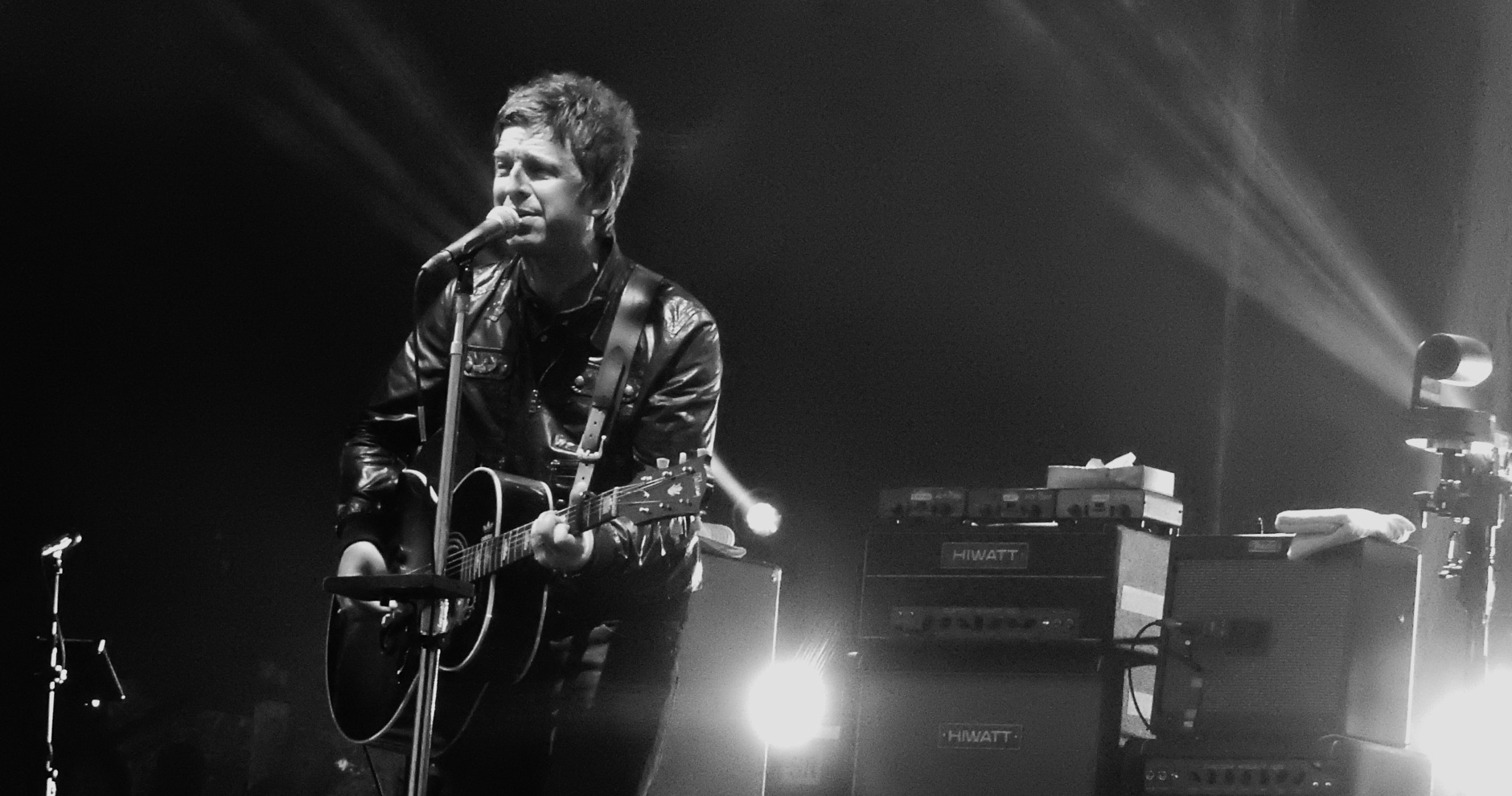 How to sound like Oasis: Noel Gallagher’s guitar tone and gear