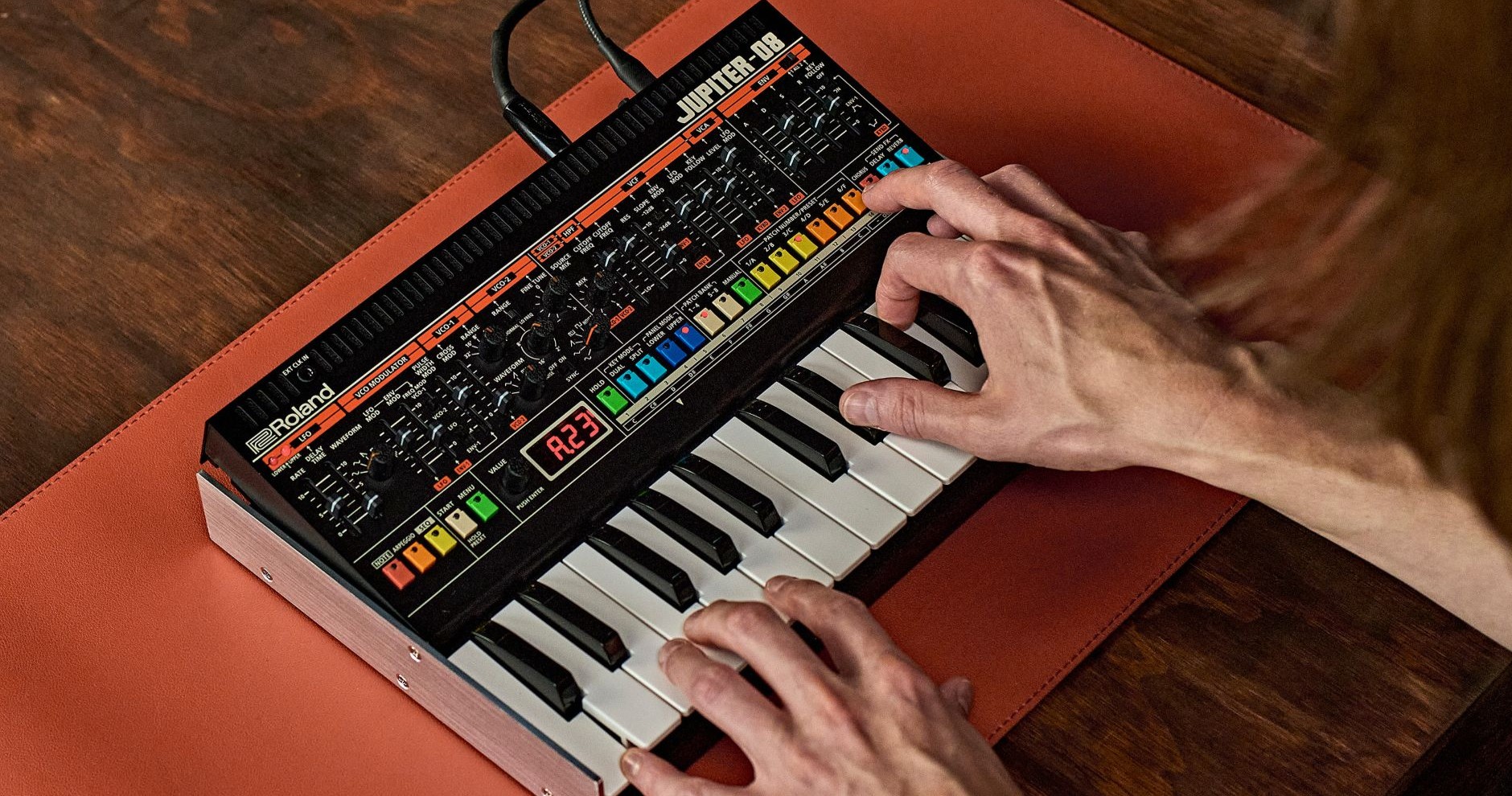 Roland JUPITER-08: Legendary Synth Boutique Body